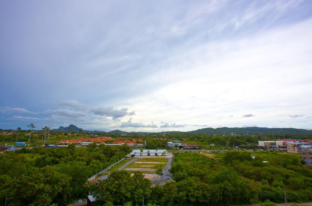 Ratchy Condo Bang Sare Quarto foto